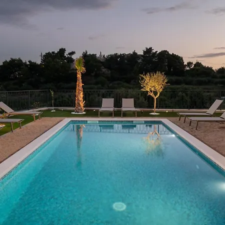 Luxury David's - Two Heated Pool