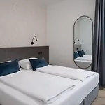 Luxury David's - Two Heated Pool Vila