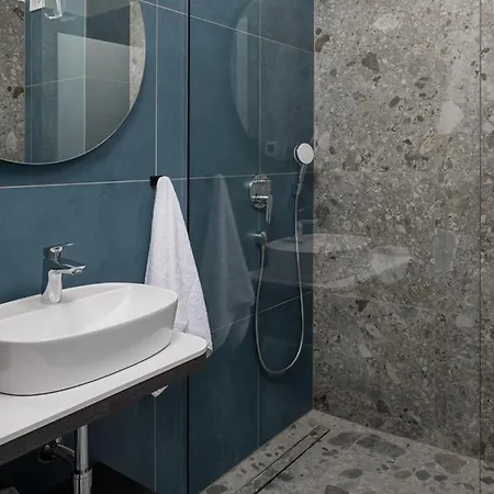Luxury David's - Two Heated Pool * Podstrana