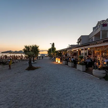 Vila Luxury David's - Two Heated Pool Podstrana